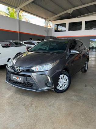 TOYOTA YARIS 1.5 16V FLEX SEDAN XL LIVE MULTIDRIVE TOYOTA YARIS 1.5 16V FLEX SEDAN XL LIVE MULTIDRIVE